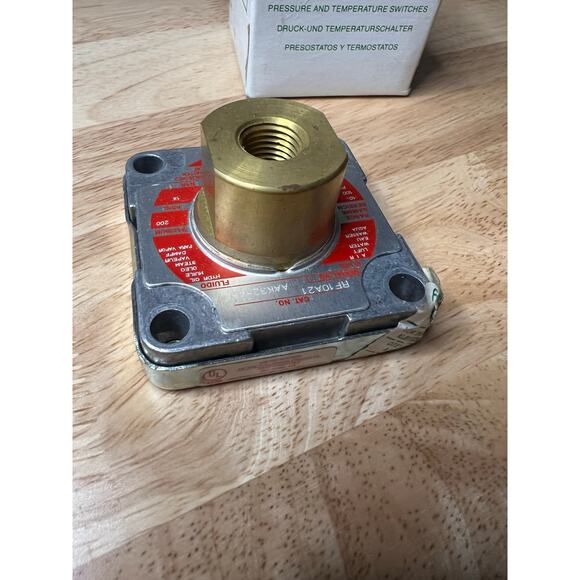 NEW ASCO Tripoint Pressure Switch RF10A21 Pressure Transducer Unit JL - Picture 6 of 9